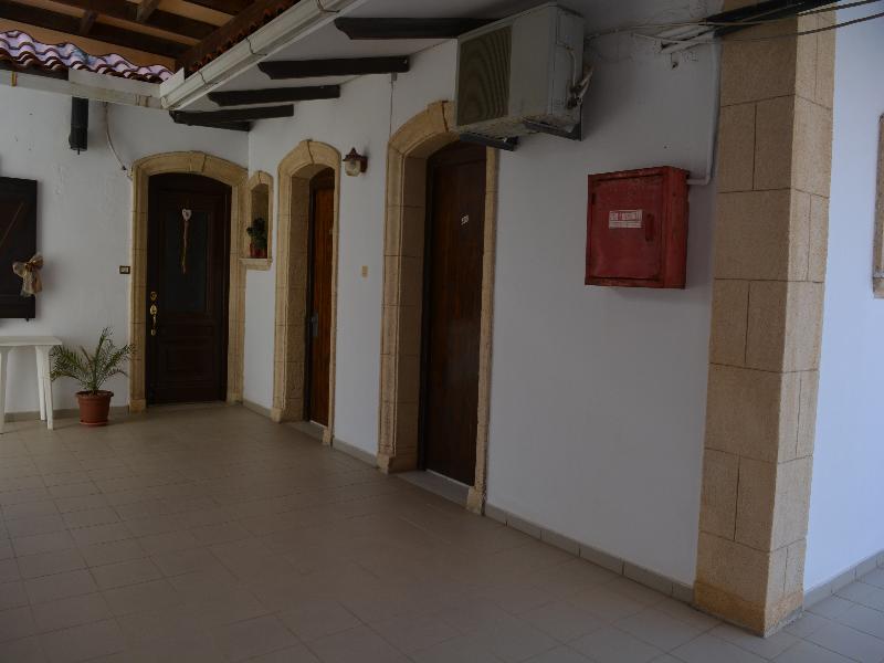 Montes Apartments & Studios Alykanas  Exterior foto